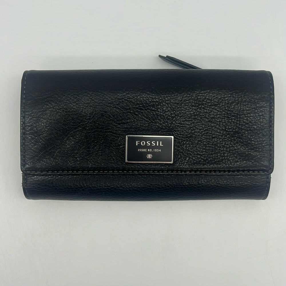 Fossil Issue No. 1954 Cowhide Leather Flap Clutch… - image 1